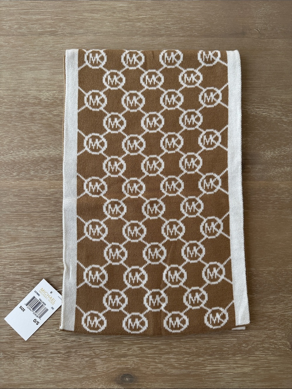 NWT MICHAEL Michael Kors Women's Logo Knit Scarf